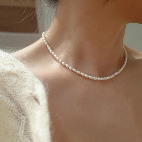 DANAE PEARL NECKLACE